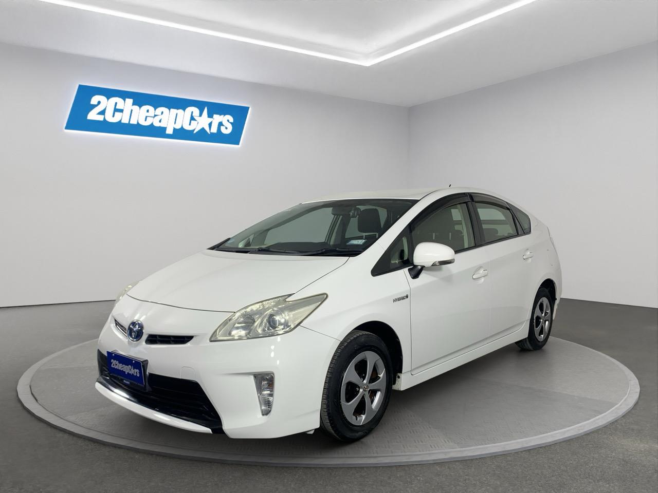2014 Toyota Prius Hybrid Hatchback