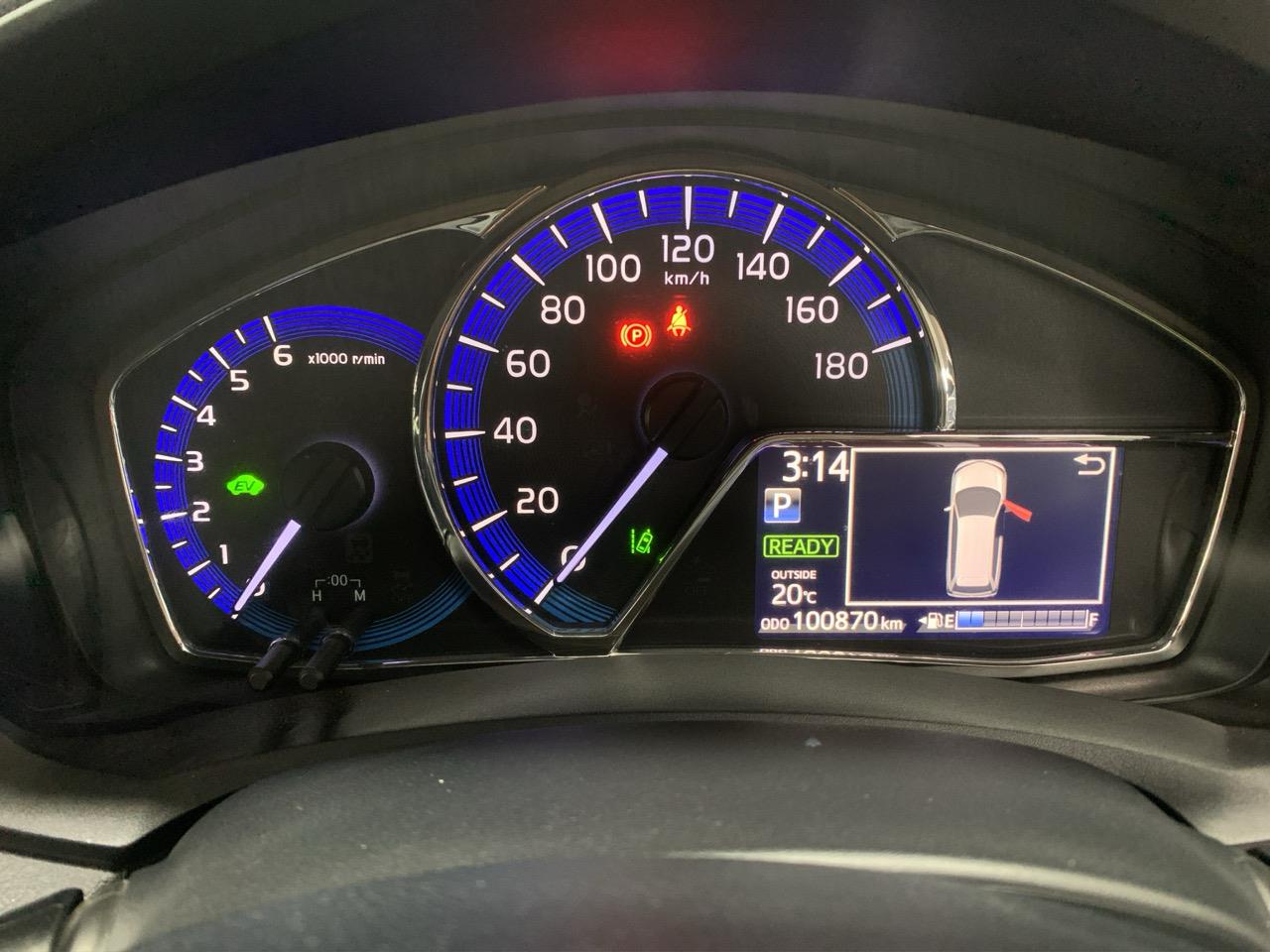 2016 Toyota Corolla Fielder Hybrid New Shape Station Wagon AUTO LIGHTS + MAG WHEELS