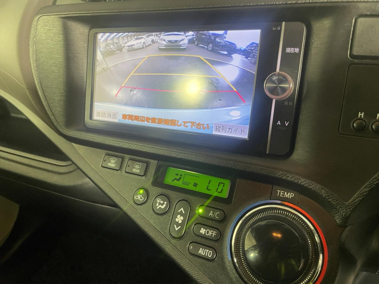 2012 Toyota Aqua G Smart Entry Package Hatchback REVERSING CAMERA + PARKING SENSORS