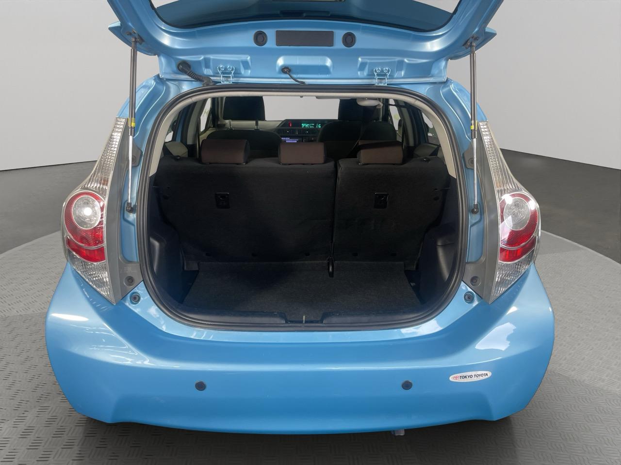 2012 Toyota Aqua G Smart Entry Package Hatchback REVERSING CAMERA + PARKING SENSORS