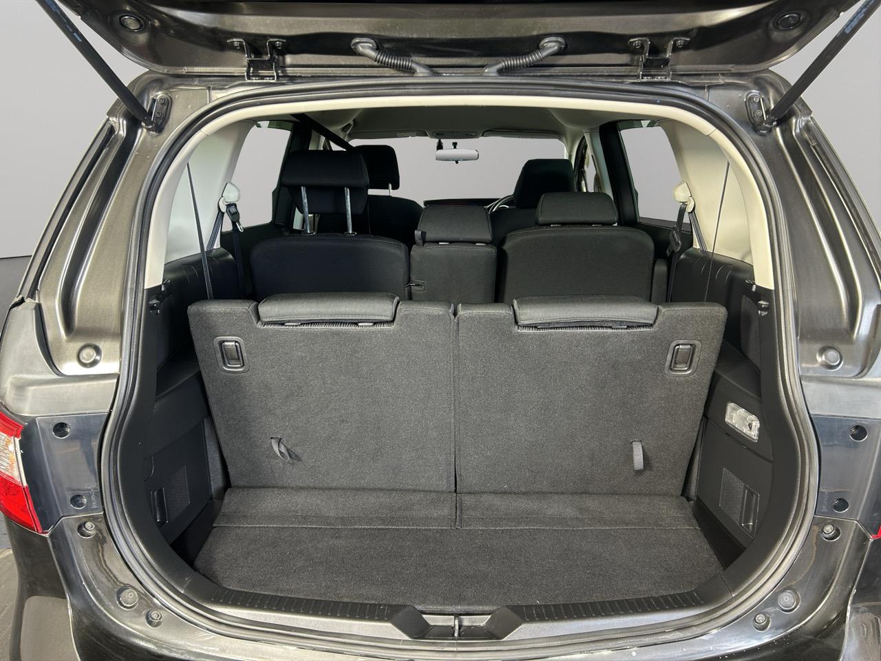 2013 Nissan Lafesta HIGHTWAY STAR G People Mover ELECTRIC SLIDING DOORS + GREAT SPACE