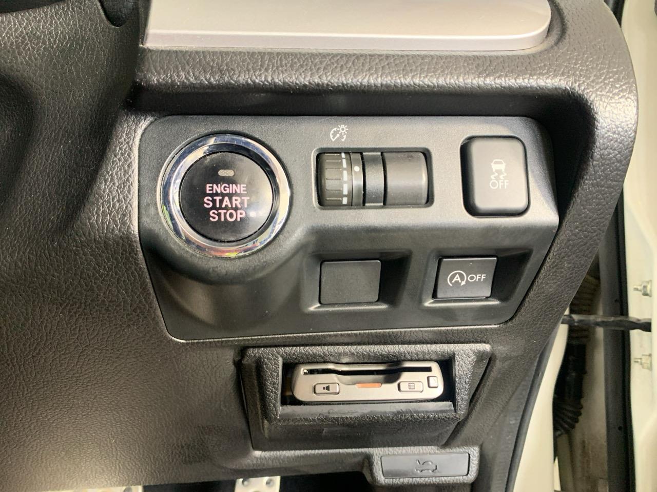 2012 Subaru Impreza G4 2.0.I-S Sedan AWD + EYE SIGHT SYSTEM + REVESING CAMERA