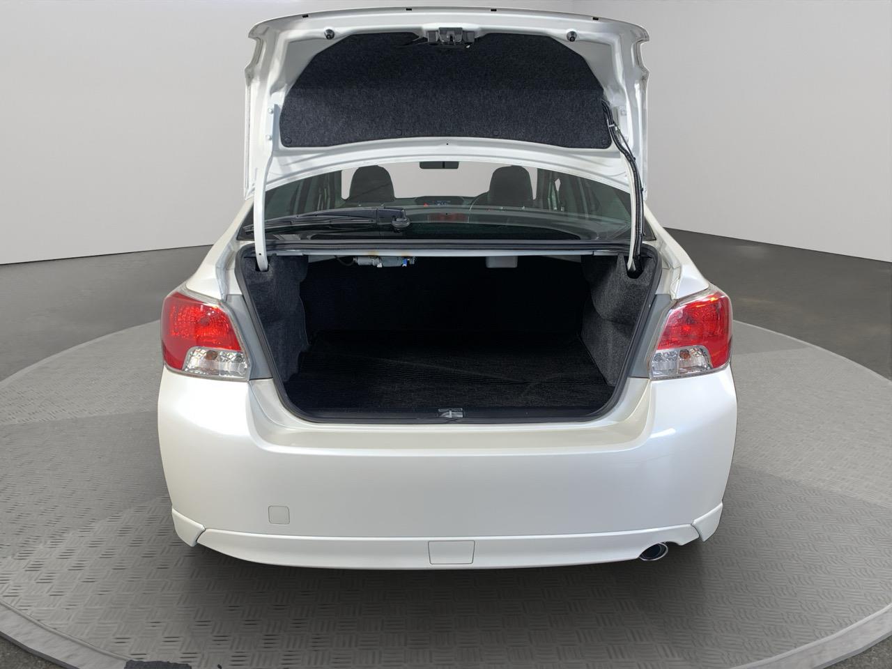 2012 Subaru Impreza G4 2.0.I-S Sedan AWD + EYE SIGHT SYSTEM + REVESING CAMERA