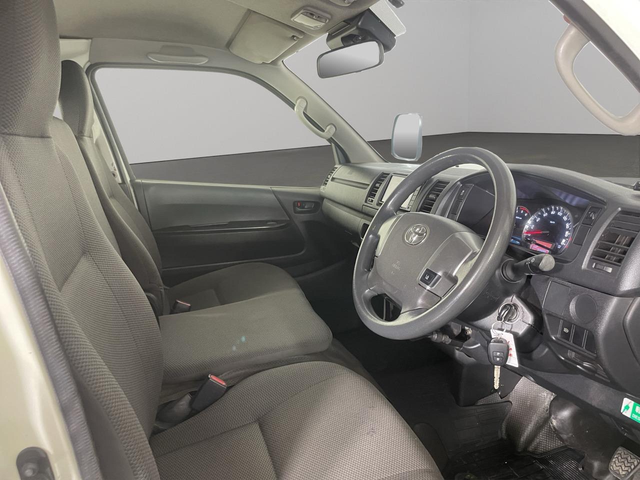 2018 Toyota Hiace Long DX Van REVERSING CAMERA + GREAT SPACE