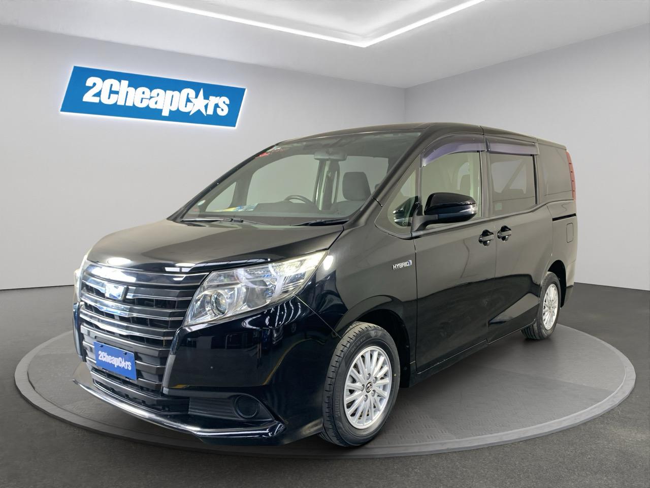 2014 Toyota Noah Hybrid People Mover