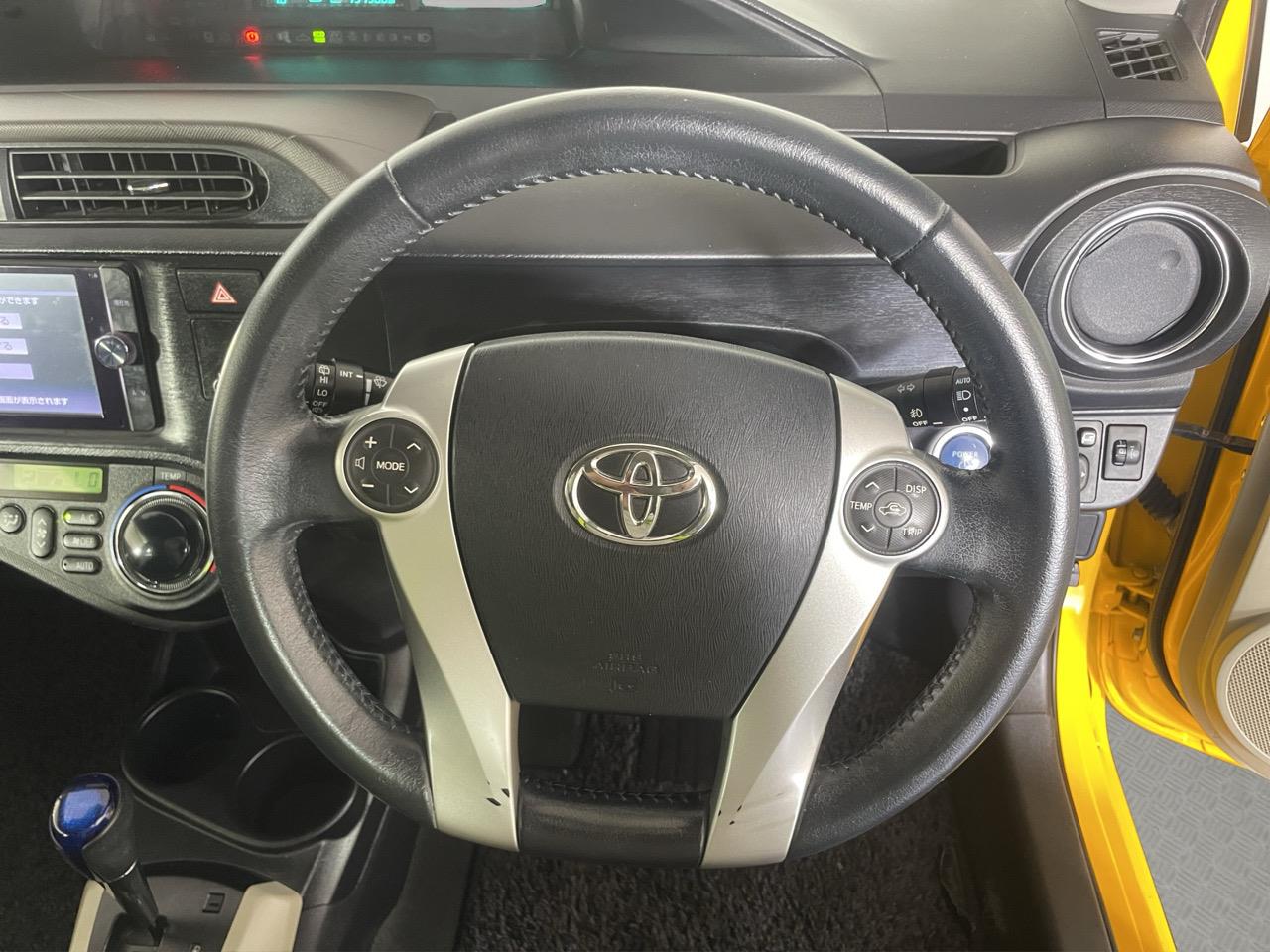 2013 Toyota Aqua S AERO Hatchback REVERSING CAMERA + AUTO LIGHTS + PUSH BUTTON START