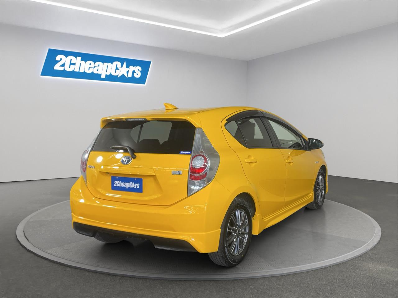 2013 Toyota Aqua S AERO Hatchback REVERSING CAMERA + AUTO LIGHTS + PUSH BUTTON START