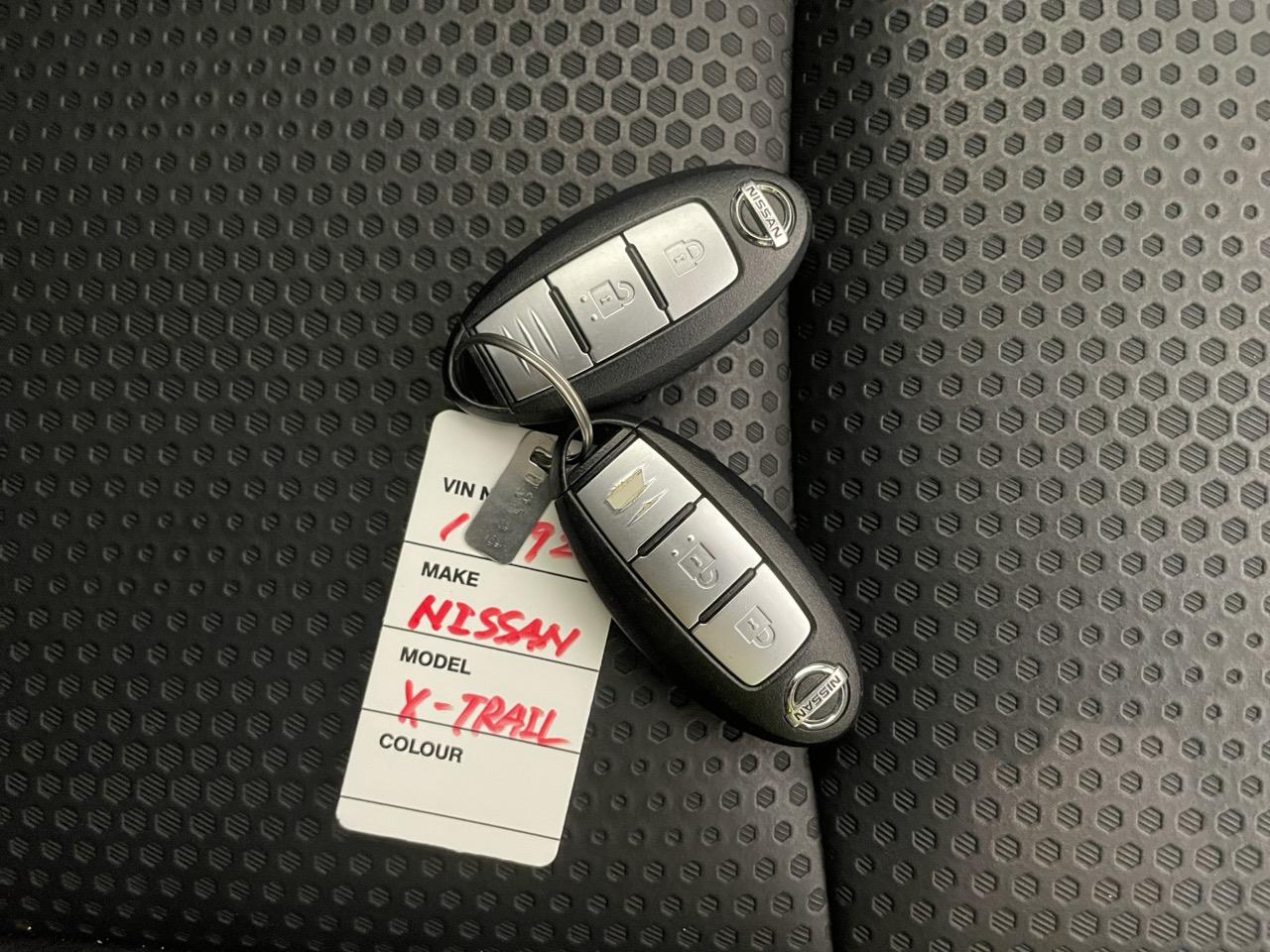 2015 Nissan X-TRAIL 20X EMERGENCY BRAKE 4WD RV/SUV LOW KMS + 4WD + 360 DEGREE CAMERA