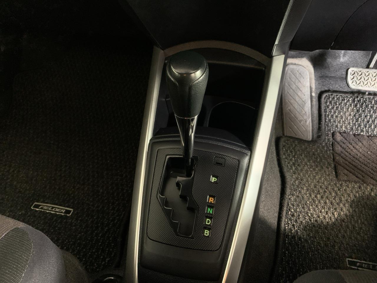 2016 Toyota Corolla Fielder Hybrid New Shape Station Wagon REVERSING CAMERA + ALLOY WHEELS