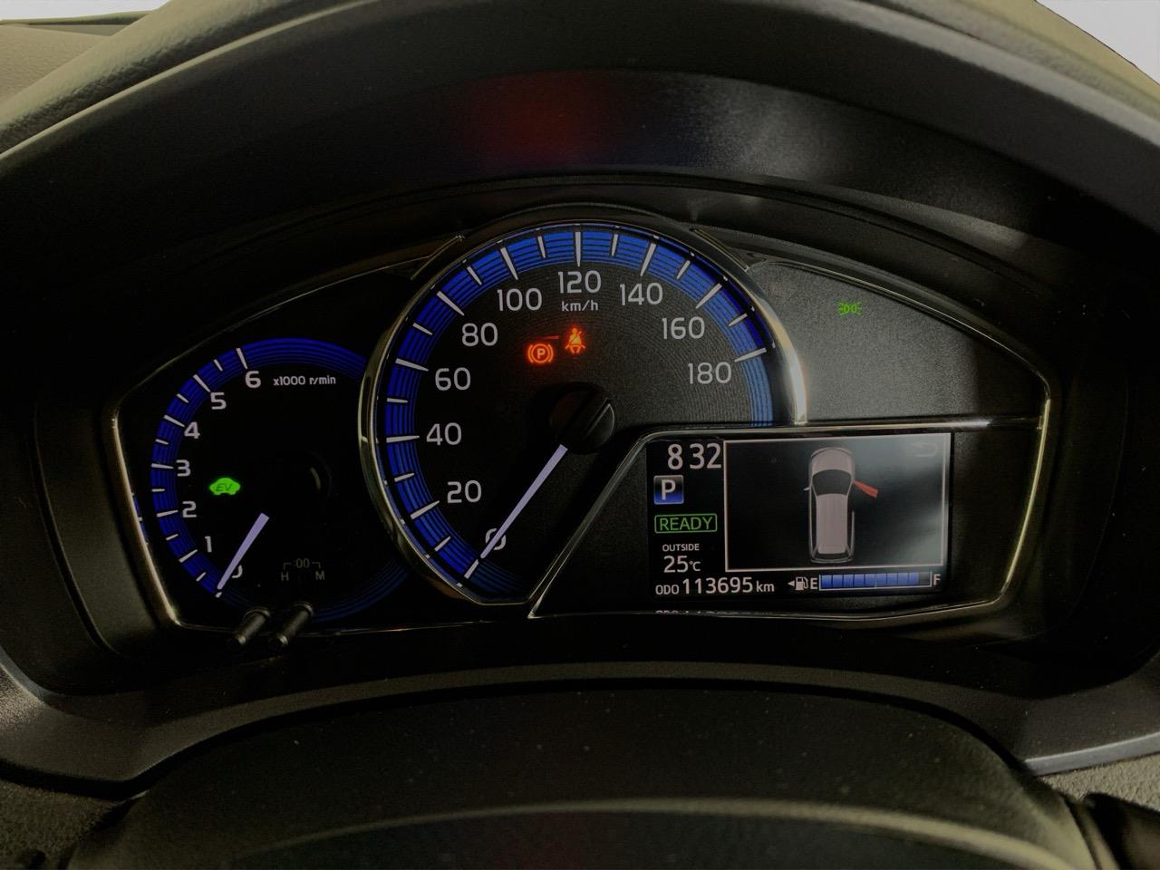 2016 Toyota Corolla Fielder Hybrid New Shape Station Wagon REVERSING CAMERA + ALLOY WHEELS