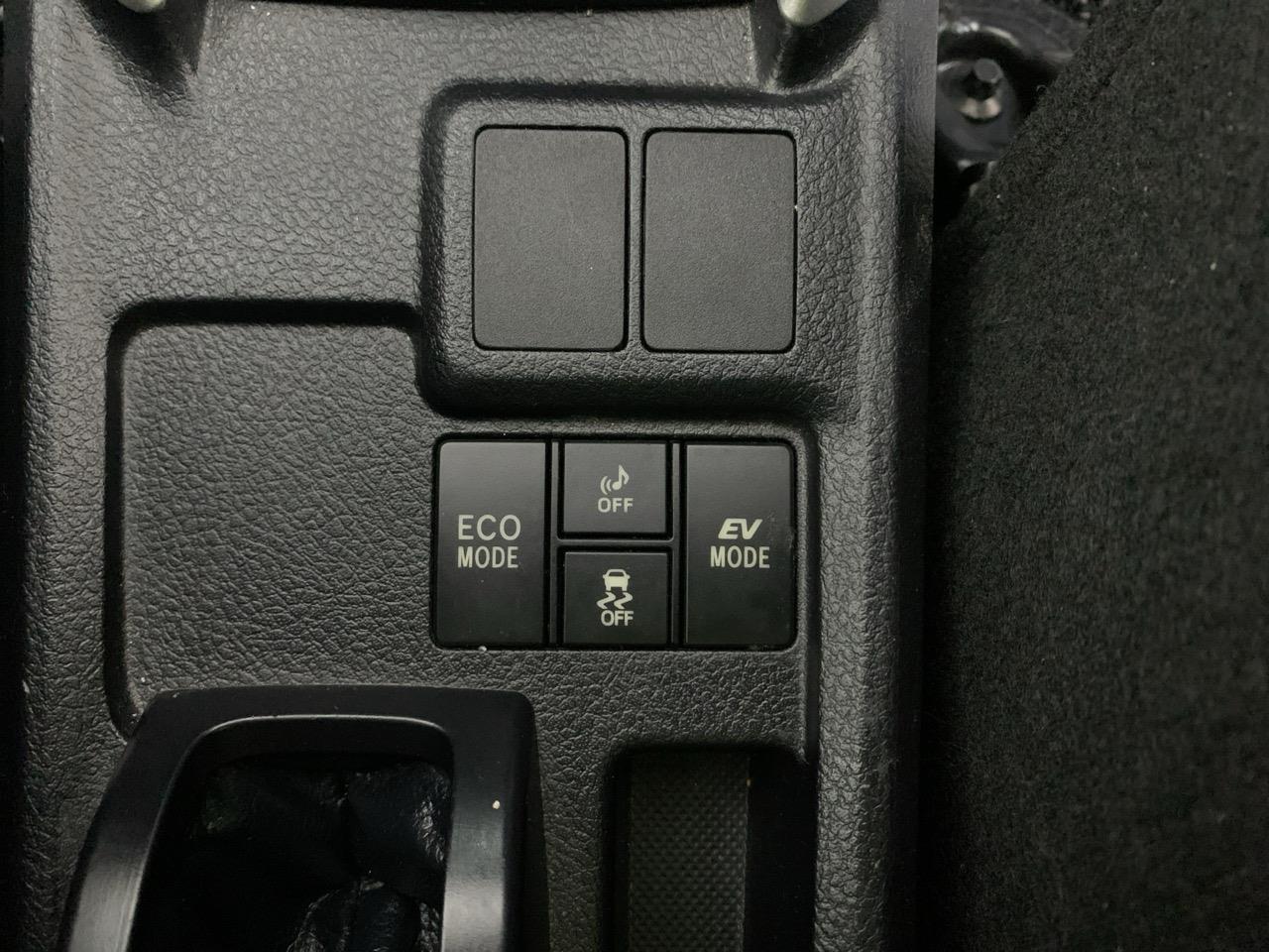 2016 Toyota Corolla Fielder Hybrid New Shape Station Wagon REVERSING CAMERA + ALLOY WHEELS