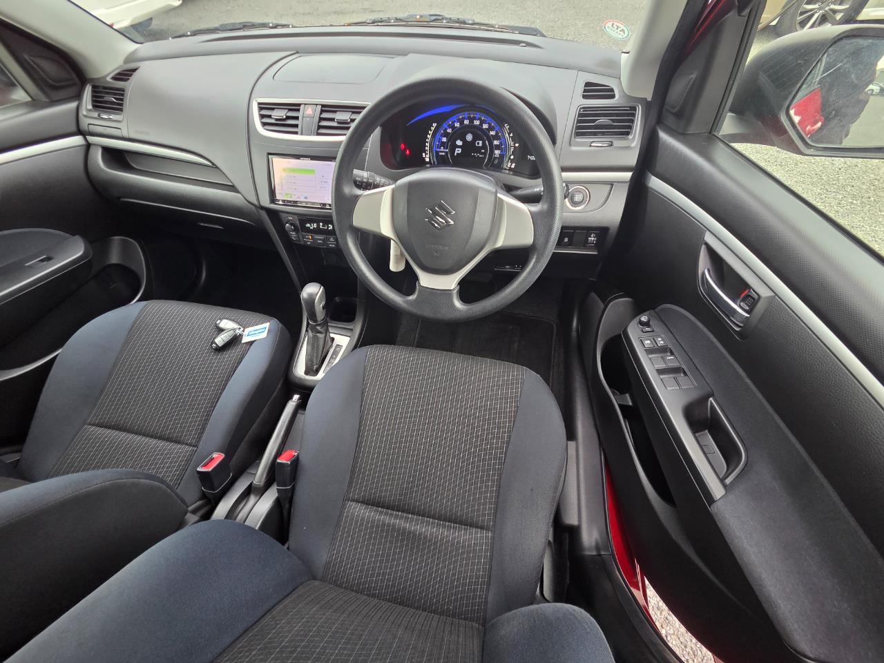 2013 Suzuki Swift  Hatchback REVERSING CAMERA + SMART KEY