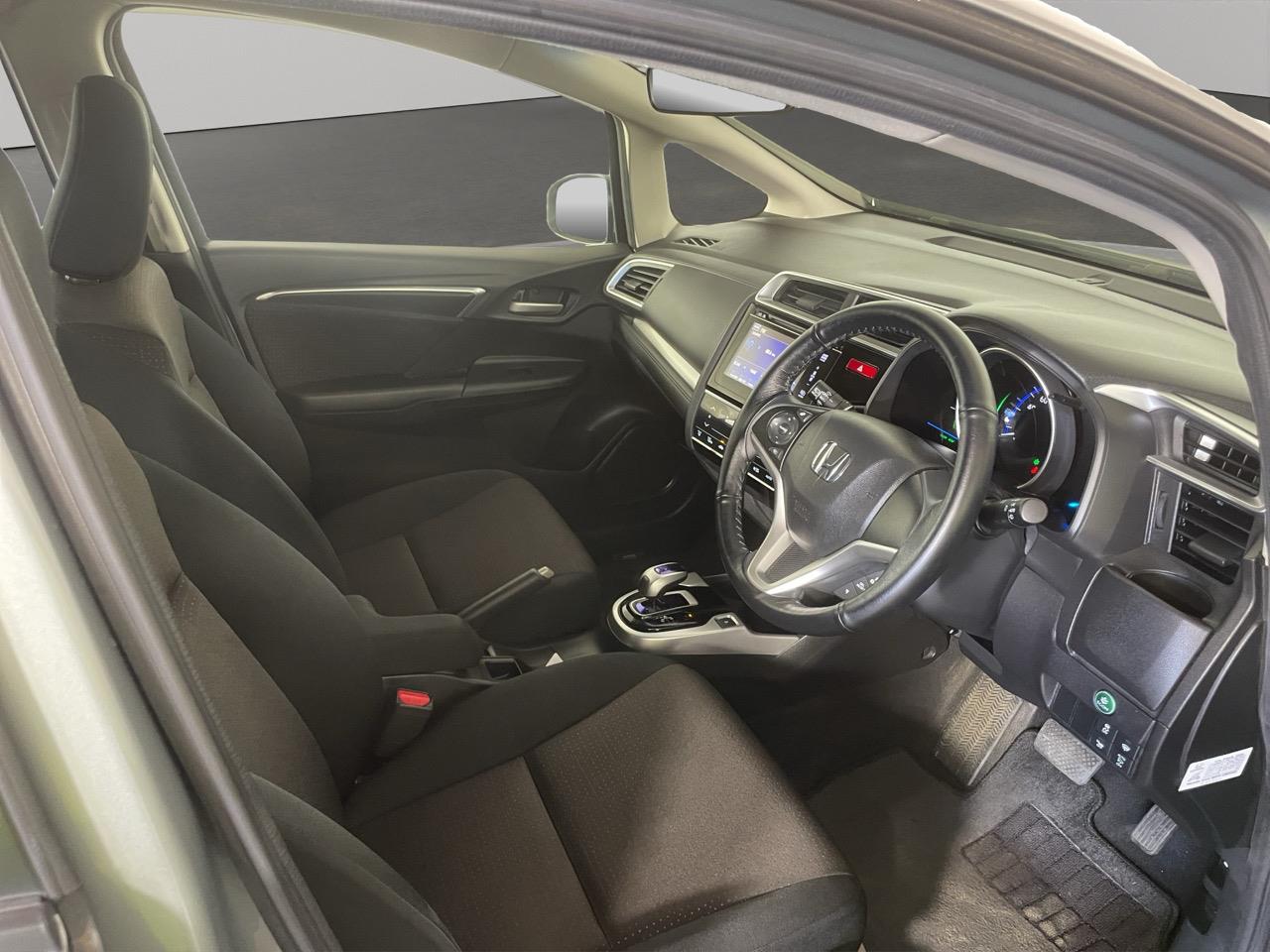 2015 Honda Fit Jazz Hybrid New Shape Hatchback LOW KMS + REVERSING CAMERA + AUTO LIGHTS