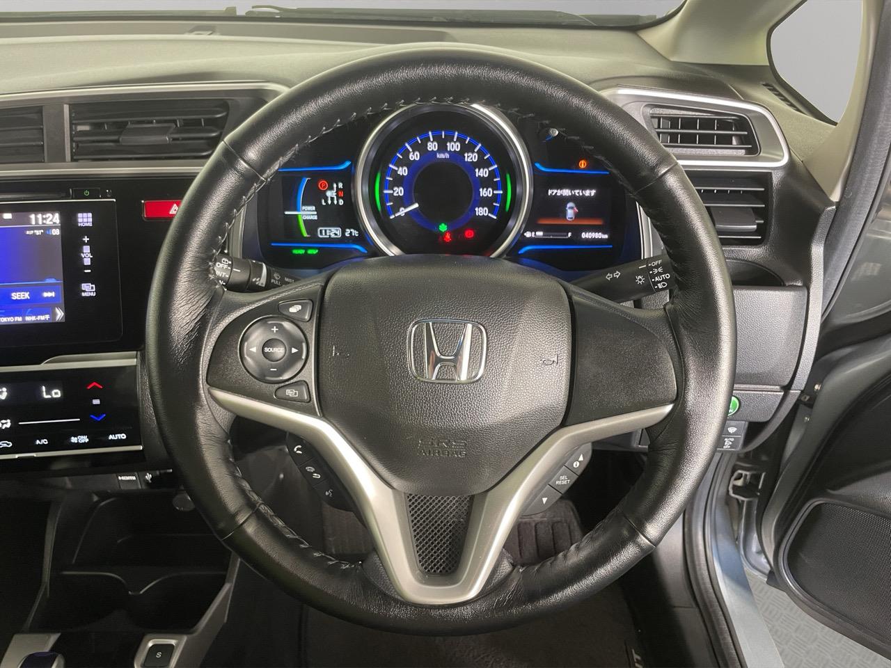 2015 Honda Fit Jazz Hybrid New Shape Hatchback LOW KMS + REVERSING CAMERA + AUTO LIGHTS