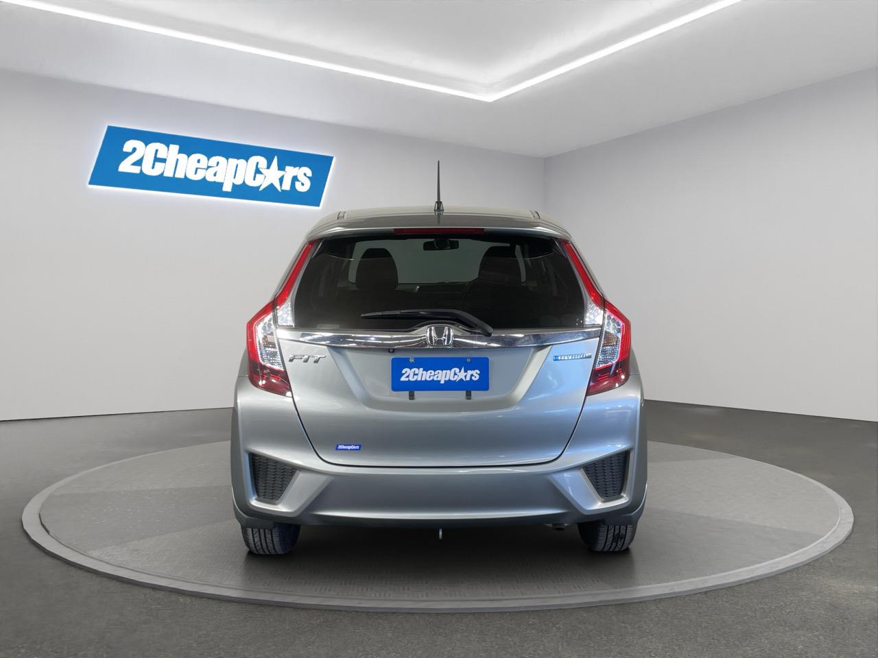 2015 Honda Fit Jazz Hybrid New Shape Hatchback LOW KMS + REVERSING CAMERA + AUTO LIGHTS