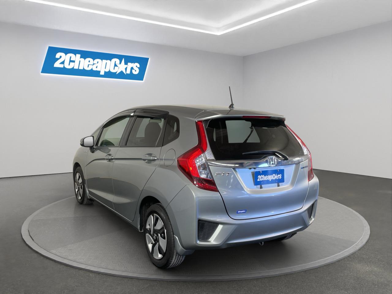 2015 Honda Fit Jazz Hybrid New Shape Hatchback LOW KMS + REVERSING CAMERA + AUTO LIGHTS