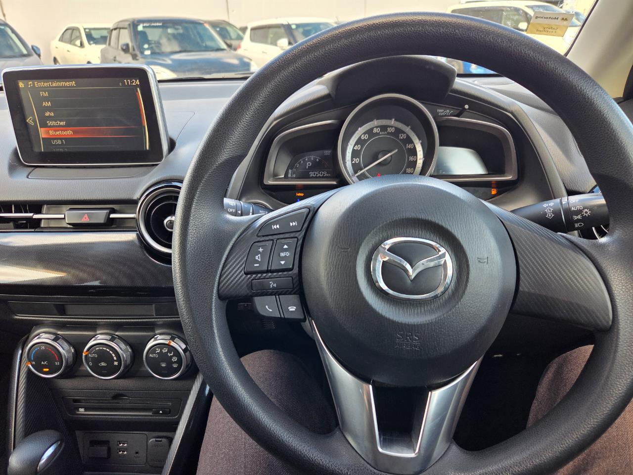 2015 Mazda Demio 2 New Shape Skyactive Hatchback I-STOP + REVERSING CAMERA + AUTO LIGHTS