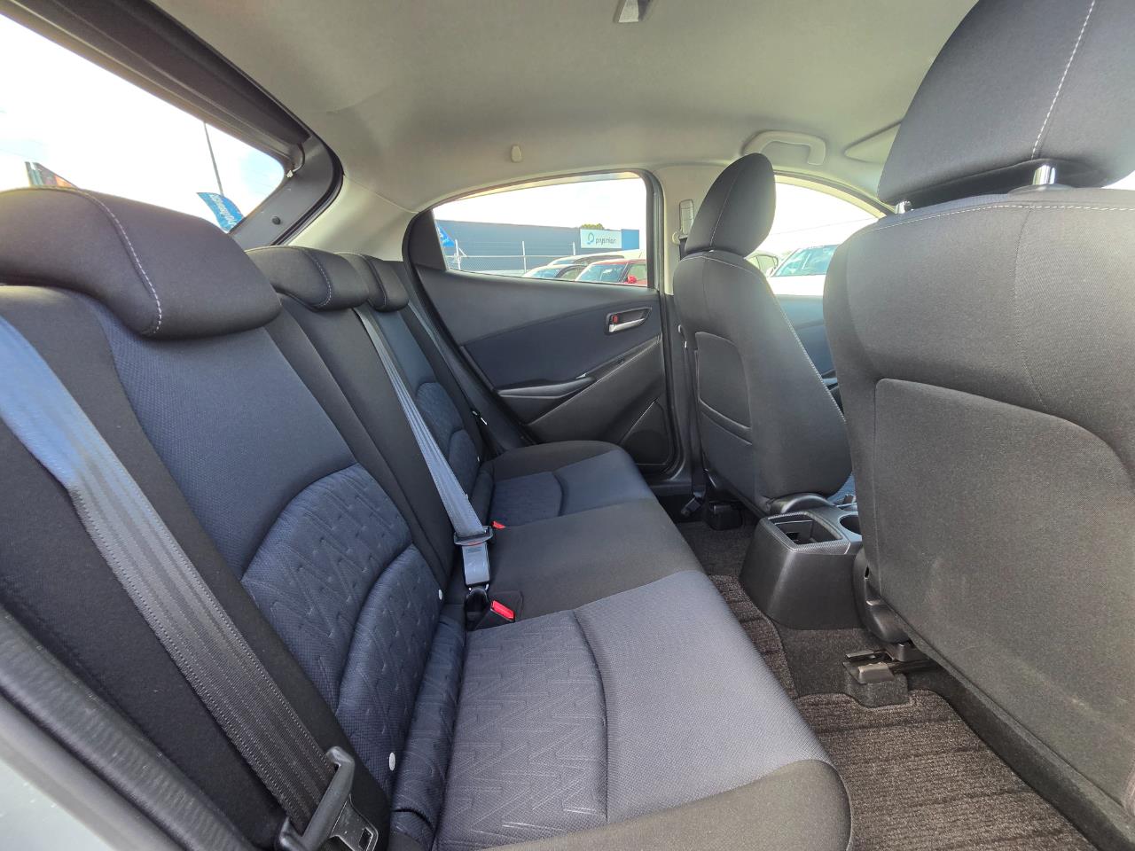 2015 Mazda Demio 2 New Shape Skyactive Hatchback I-STOP + REVERSING CAMERA + AUTO LIGHTS