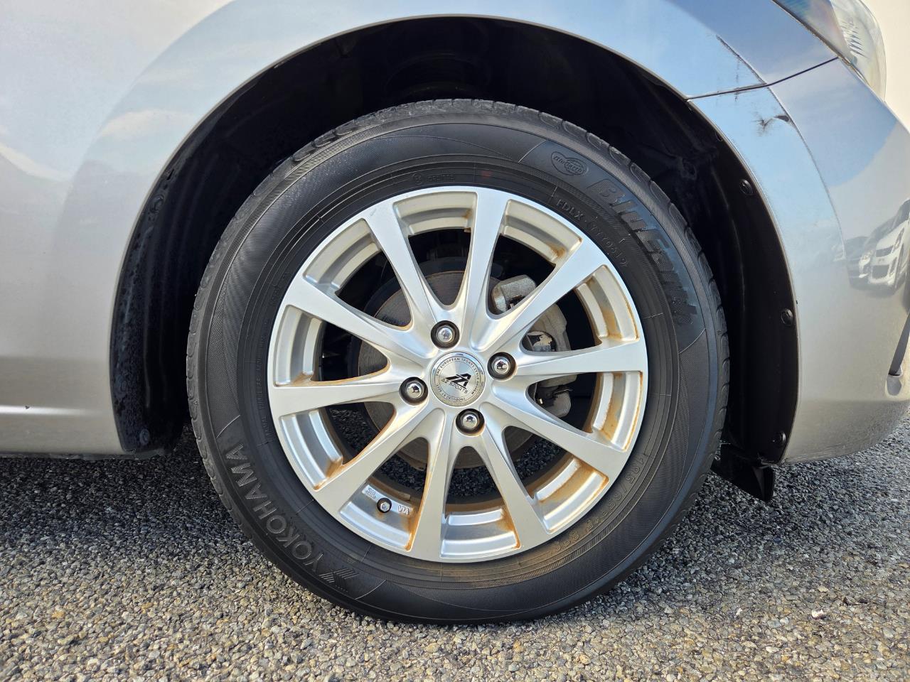 2015 Mazda Demio 2 New Shape Skyactive Hatchback I-STOP + REVERSING CAMERA + AUTO LIGHTS