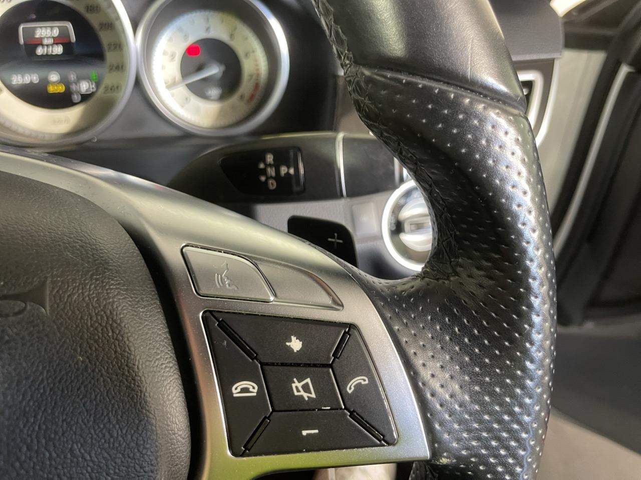 2015 Mercedes-Benz E 250 Avantgarde Line Sedan 360 DEGREE CAMERA + PARKING SENSORS