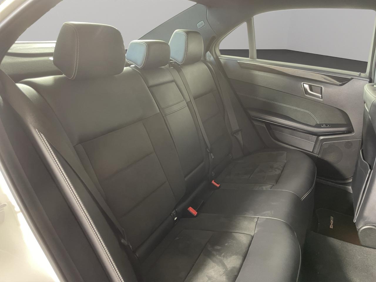 2015 Mercedes-Benz E 250 Avantgarde Line Sedan 360 DEGREE CAMERA + PARKING SENSORS