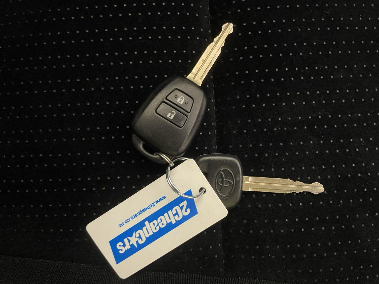 2013 Toyota Corolla Fielder Hybrid Station Wagon REVERSING CAMERA + GREAT FUEL EFFICIENCY