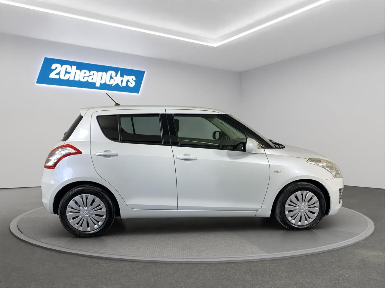2015 Suzuki Swift XG- DJE Hatchback LOW KM + REVERSING CAMERA + PUSH BUTTON START
