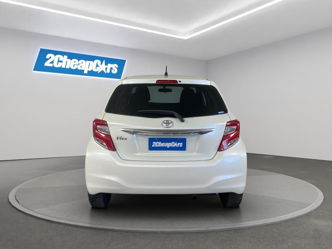 2015 Toyota Vitz Yaris F Hatchback LOW KMS + REVERSING CAMERA + HEATED SEAT
