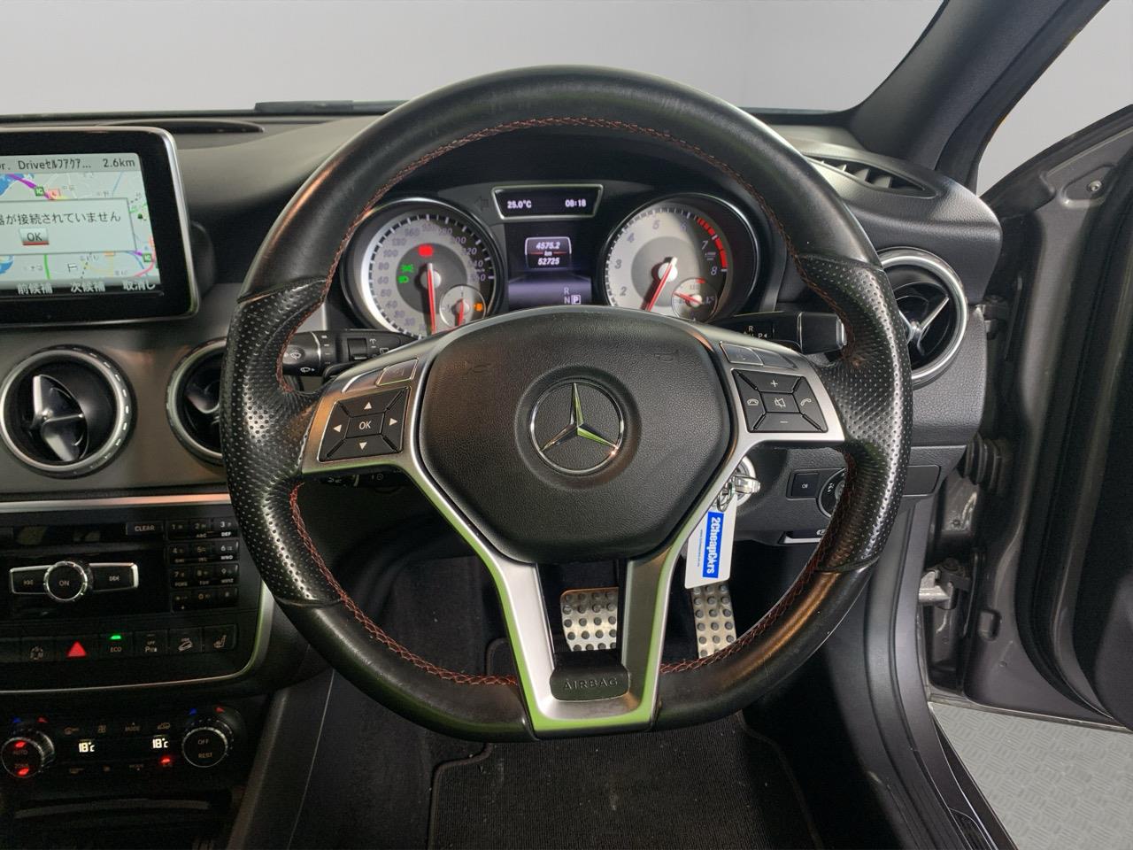 2014 Mercedes-Benz GLA 250 4 Matic RV/SUV 4 MATIC + LOW KMS + CRUISE CONTROL + HEATED SEATS