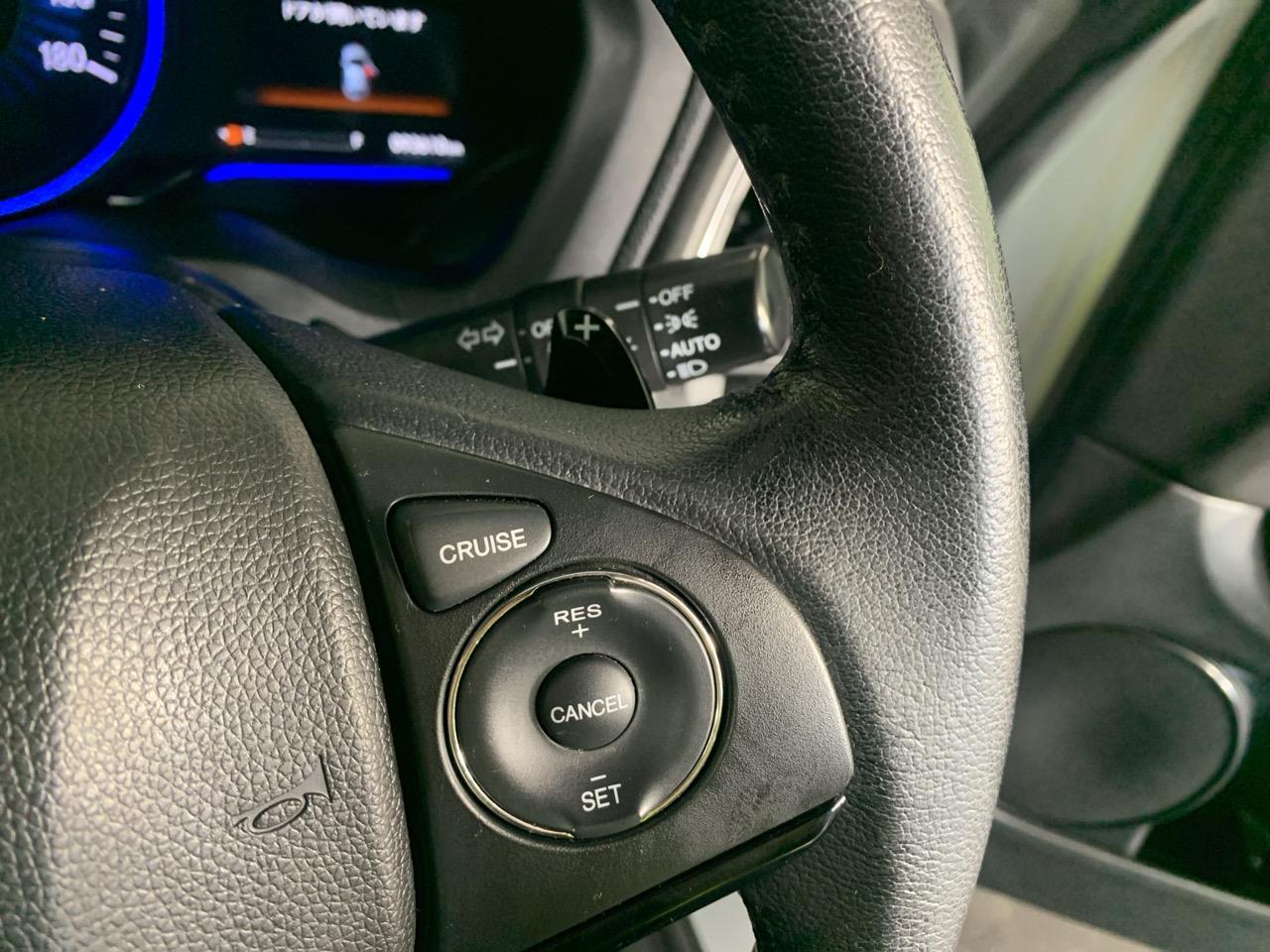 2014 Honda Vezel HYBIRID X RV/SUV REVESING CAMERA + PUSH SRART + AUTO LIGHTS