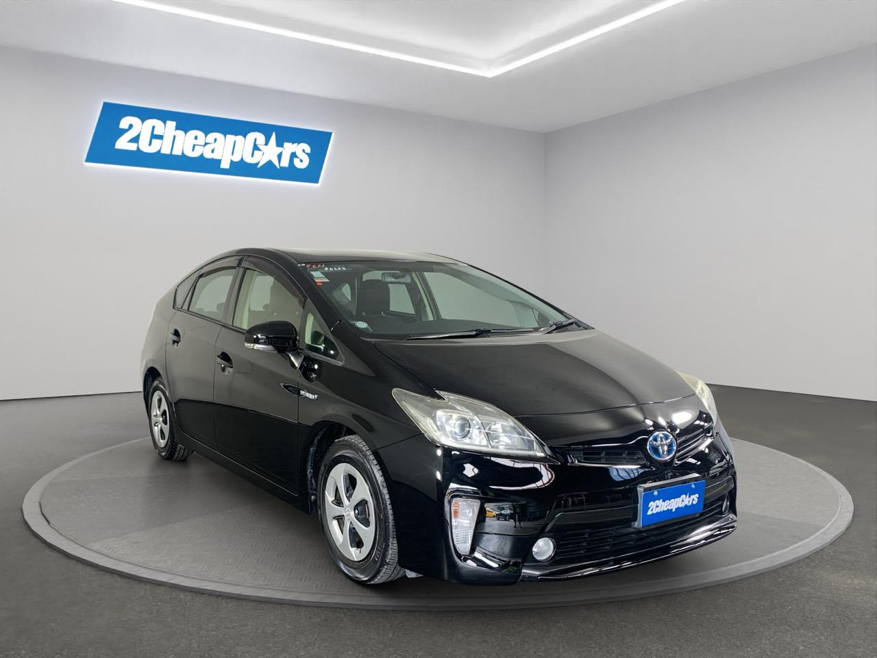 2012 Toyota Prius S Hatchback REVERSING CAMERA + PUSH BUTTON START + AUTO LIGHTS