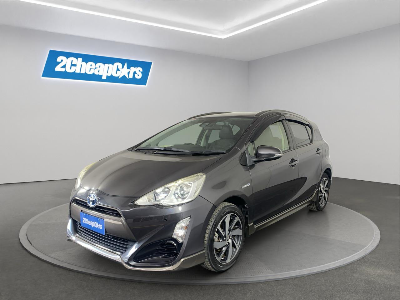 2016 Toyota Aqua X-URBAN Hatchback