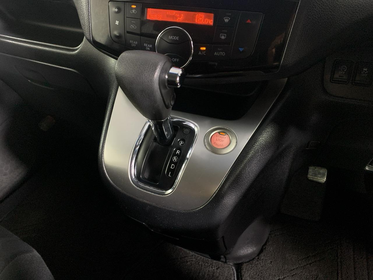 2015 Nissan Serena Hybrid 20X V SELECTION SAFETY S People Mover CRUISE CONTROL + POWER SLIDING DOORS 