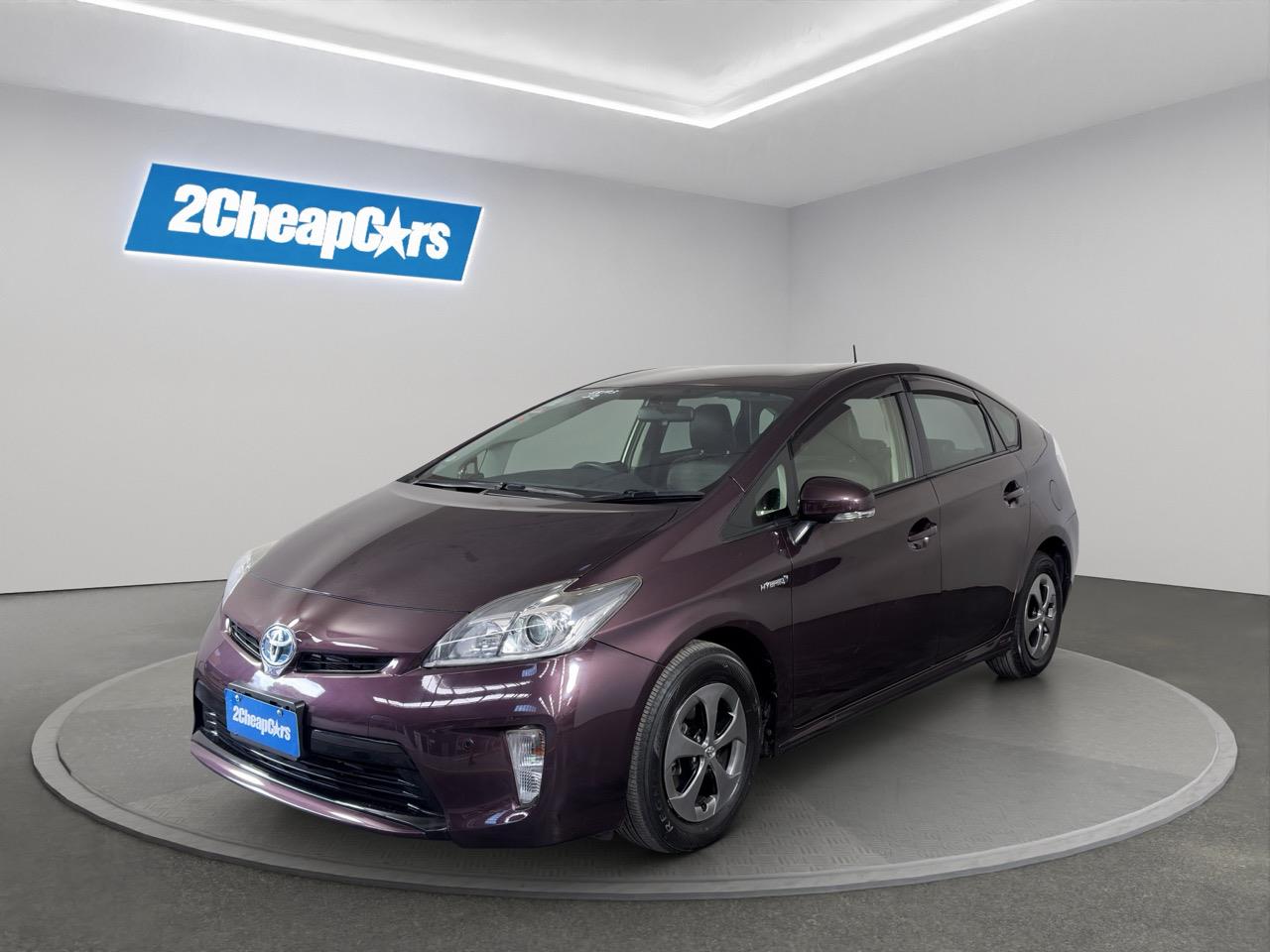 2013 Toyota Prius S Hatchback