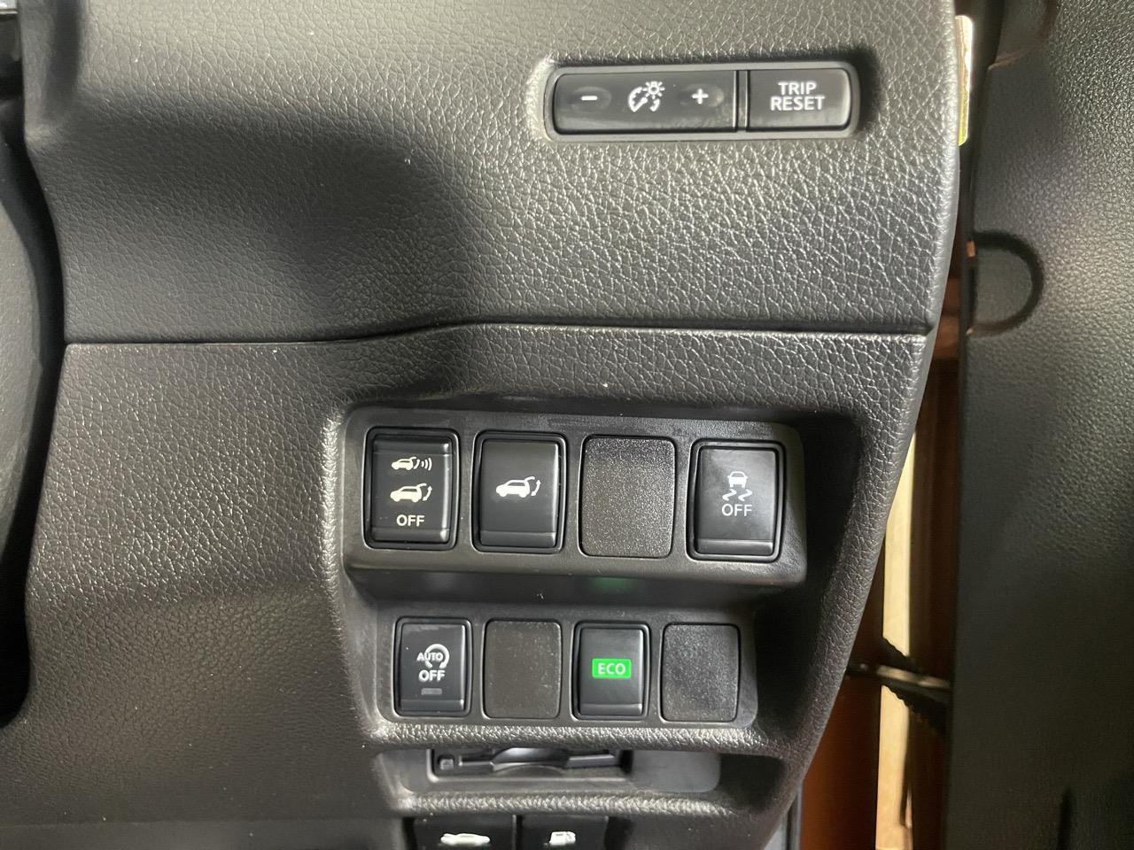 2016 Nissan X-TRAIL 20Xt Emergency Brake Package RV/SUV 360 DEGREE CAMERA + PARKING SENSORS + HEATED SEATS