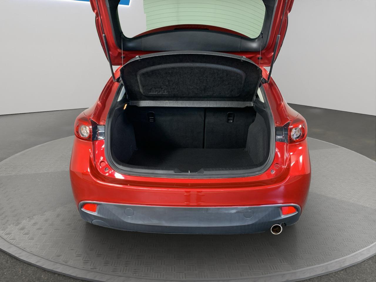 2014 Mazda Axela 3 Late Shape 1.5 Hatchback REVERSING CAMERA + PUSH BUTTON START + AUTO LIGHTS