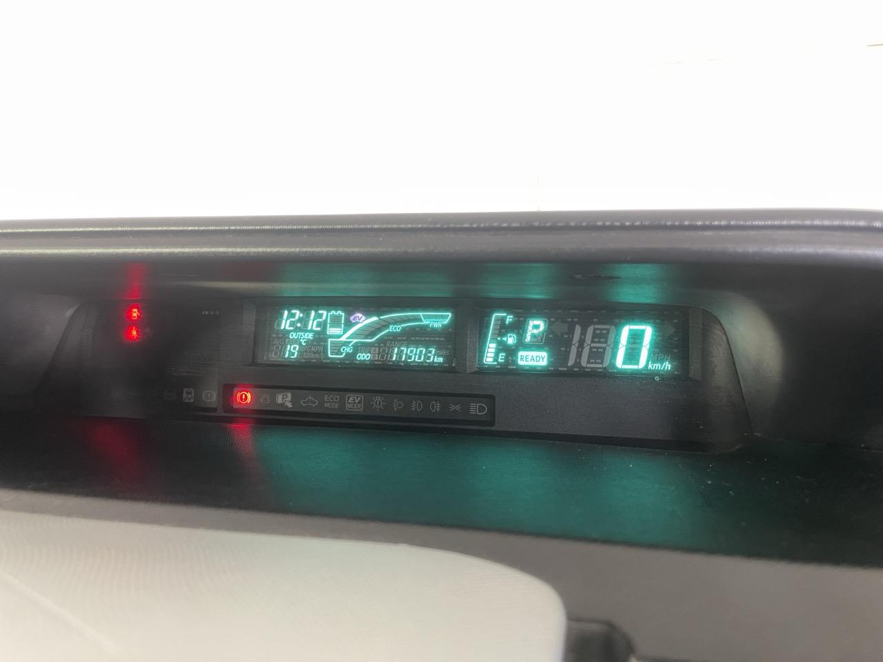 2012 Toyota Aqua S Hatchback LOW KM + AUTO LIGHTS + PUSH START