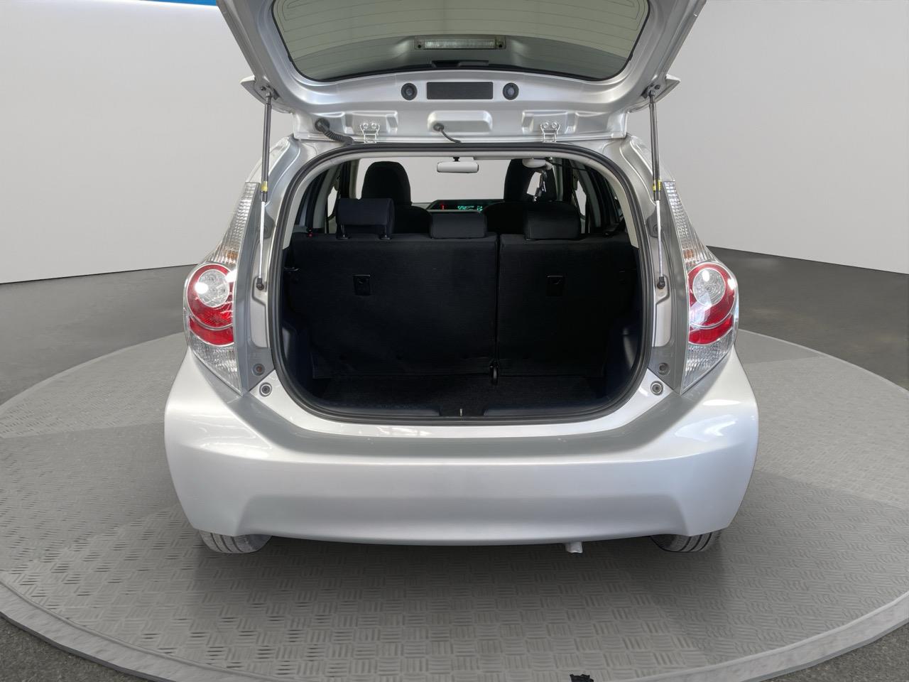 2012 Toyota Aqua S Hatchback LOW KM + AUTO LIGHTS + PUSH START