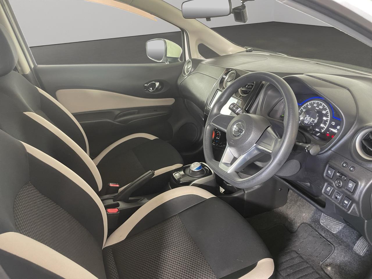 2017 Nissan Note E-POWER B Hatchback REVERSING CAMERA + AUTO LIGHTS + PUSH BUTTON START