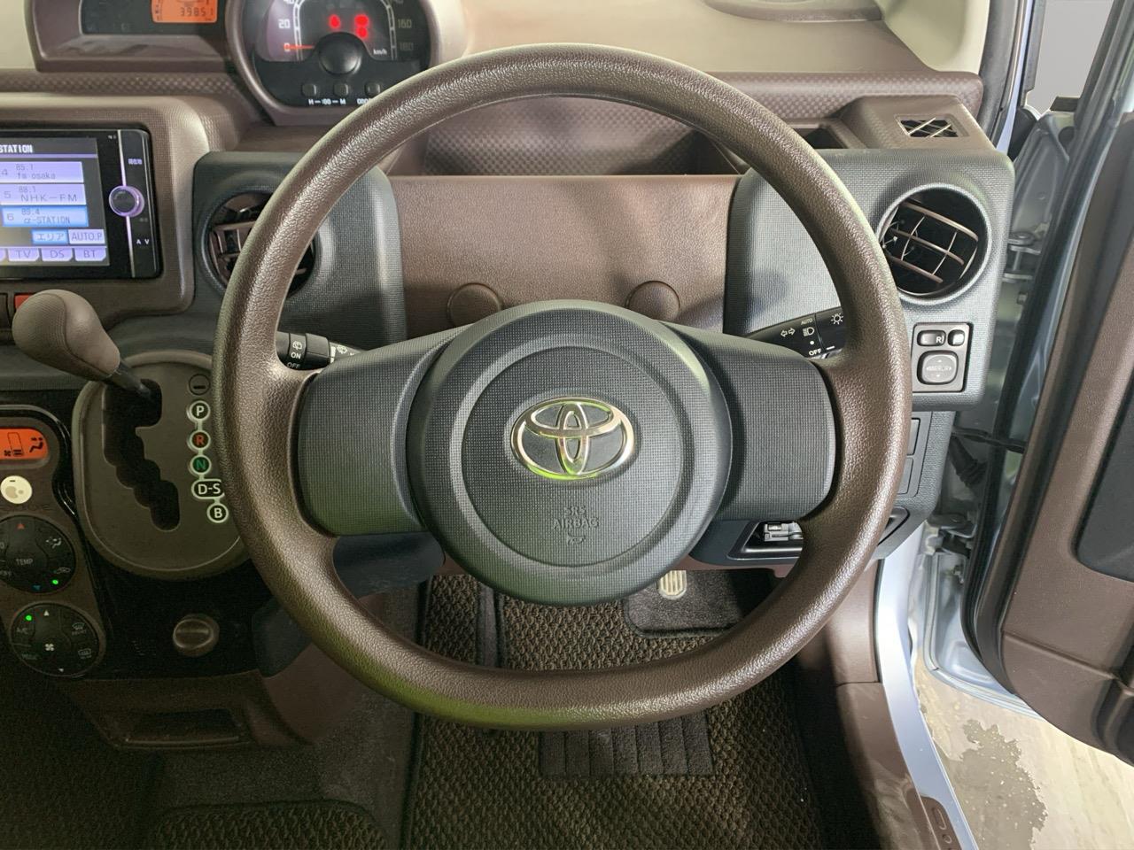 2013 Toyota SPADE Y Hatchback LOW KMS + POWER SLIDING DOOR + PUSH BUTTON START