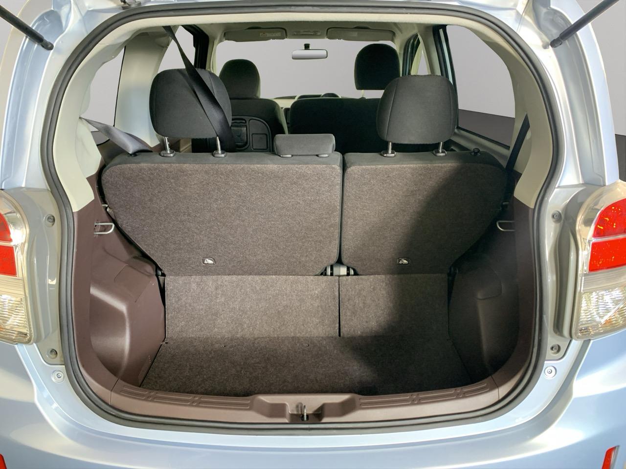 2013 Toyota SPADE Y Hatchback LOW KMS + POWER SLIDING DOOR + PUSH BUTTON START