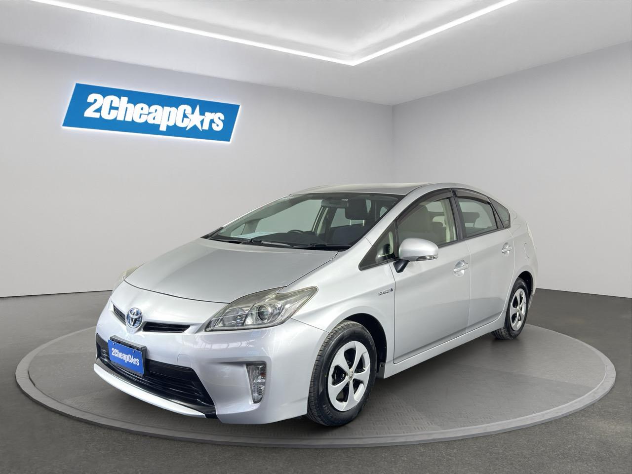2014 Toyota Prius Hybird Hatchback