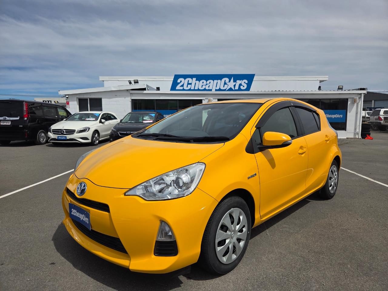 2014 Toyota Aqua Hybrid Hatchback