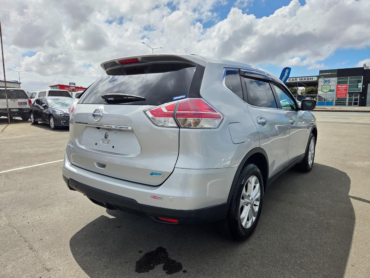 2016 Nissan X-TRAIL  RV/SUV HEATED SEATS + PUSH BUTTON START +REVERSING CAMERA