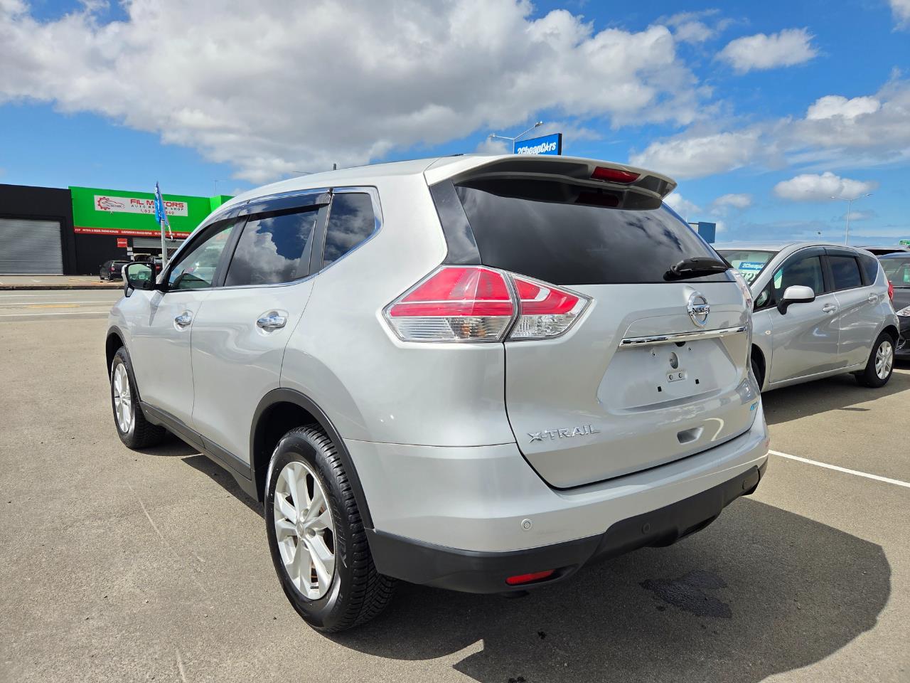 2016 Nissan X-TRAIL  RV/SUV HEATED SEATS + PUSH BUTTON START +REVERSING CAMERA
