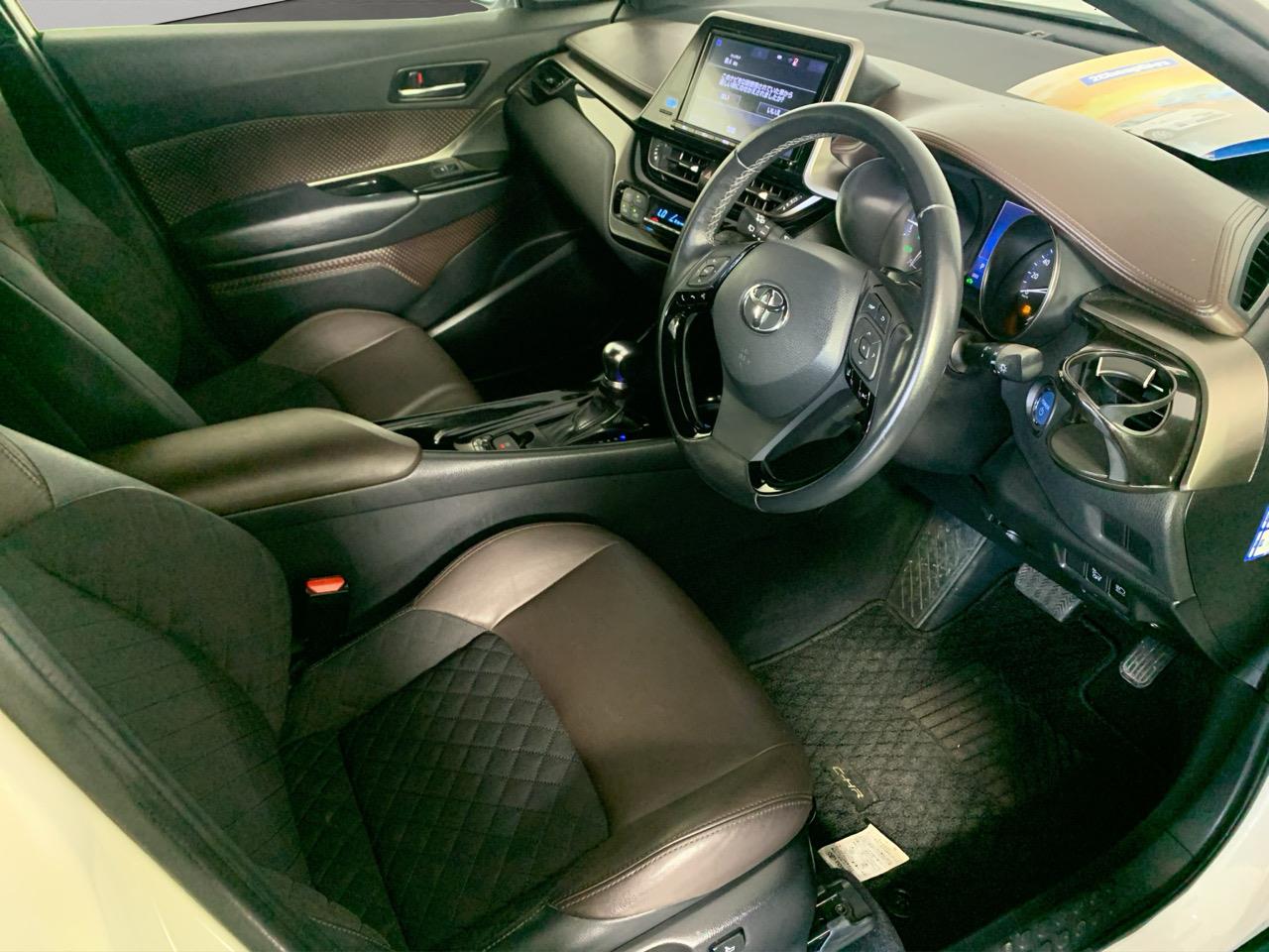 2017 Toyota C-HR HYBRID G LEATHER EDITION RV/SUV CRUISE CONTROL + HEATED SEATS