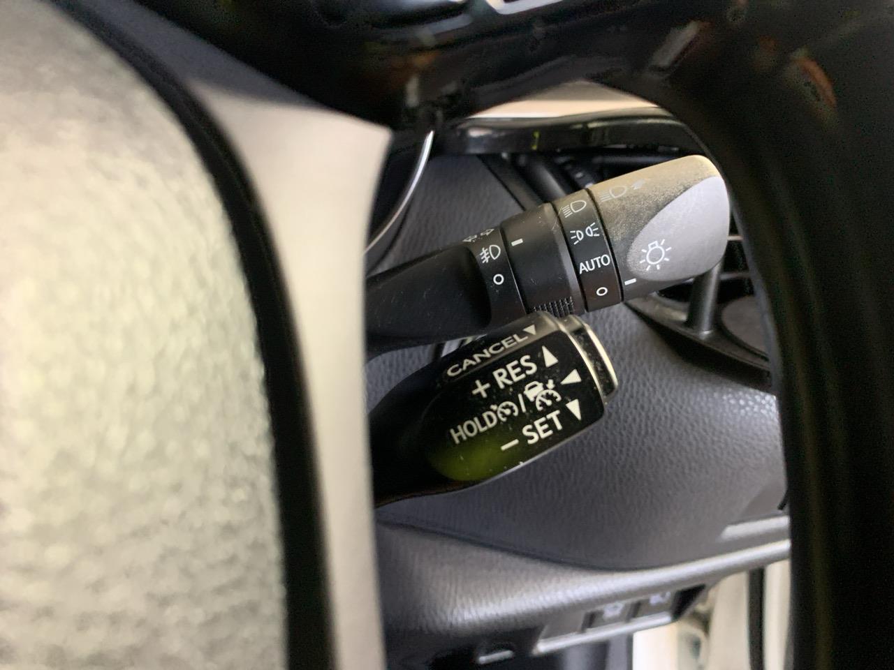 2017 Toyota C-HR HYBRID G LEATHER EDITION RV/SUV CRUISE CONTROL + HEATED SEATS