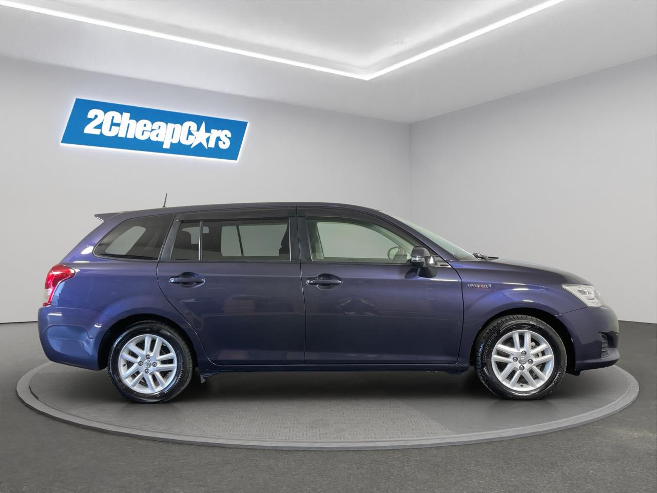 2013 Toyota Corolla Fielder HIBRID Station Wagon REVERSING CAMERA + AUTO LIGHTS + PUSH START