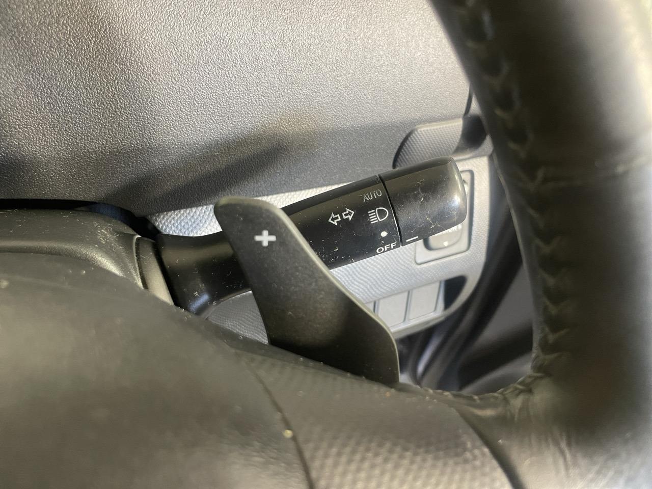 2008 Toyota Ractis 1.5G Hatchback CRUISE CONTROL + AUTO LIGHTS + PUSH START