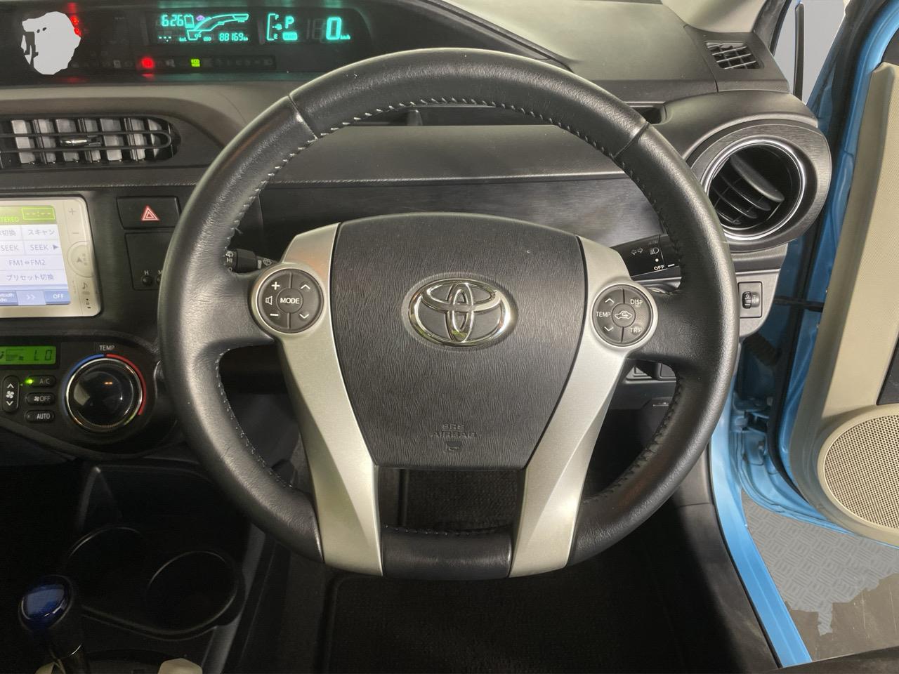 2012 Toyota Aqua 1.5 Hatchback REVESING CAMERA + PUSH SRART + AUTO LIGHTS